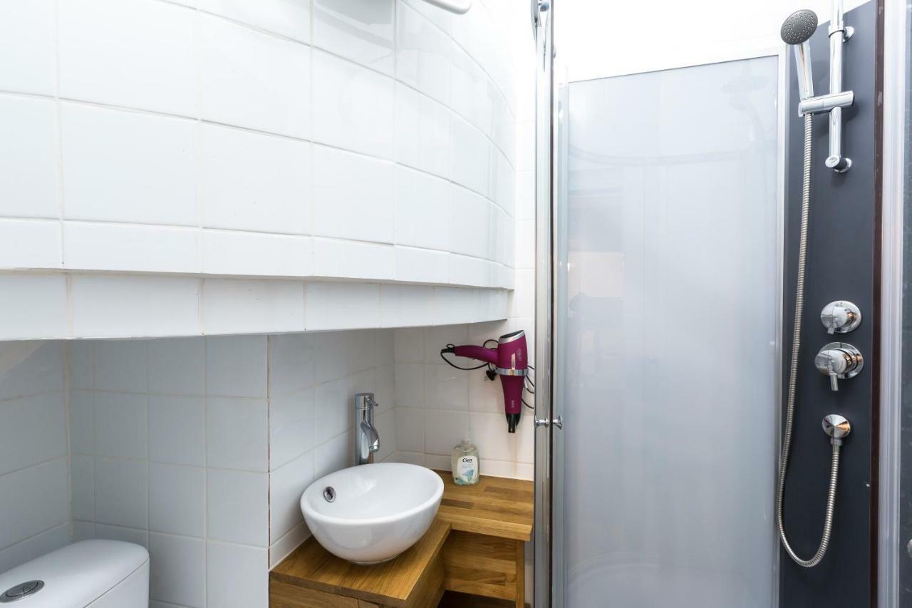 Charming 20M² Near Le Marais Lägenhet Paris Exteriör bild